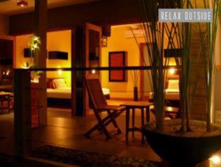 JavaCove Beach Hotel photo 1