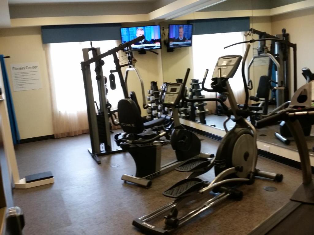 Holiday Inn Express and Suites Atascocita - Humble - Kingwood, an IHG Hotel photo 3