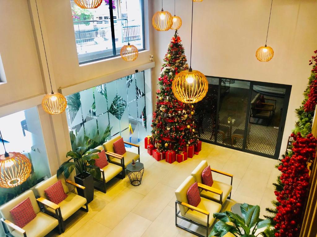 Royal Dragon Boutique Hotel