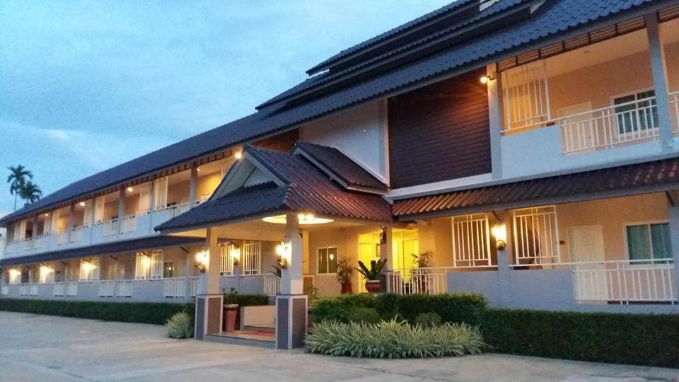 Chiangkham Grand Villa - SHA Certified photo 2