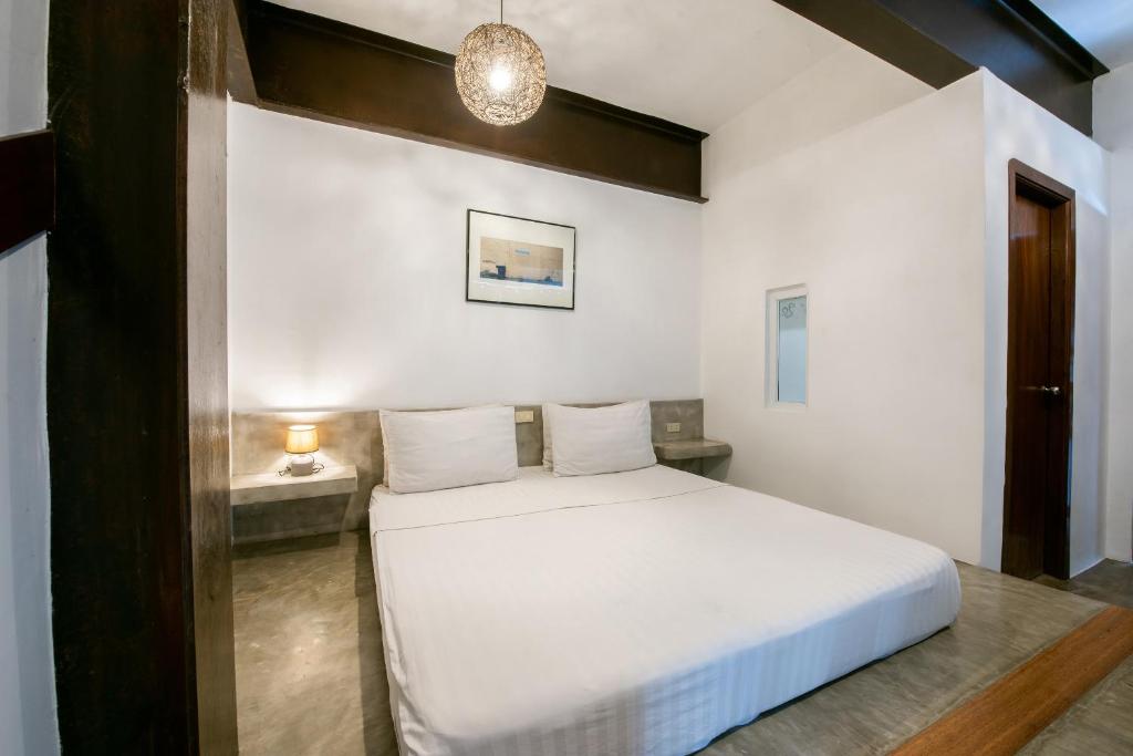Двухместный (Двухместный номер Делюкс с 1 кроватью), Capital O 468 Element Boutique Hotel