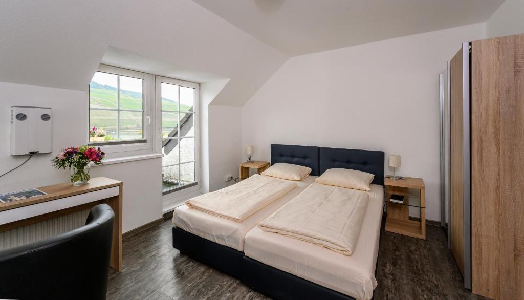 Hotel Krone photo 1