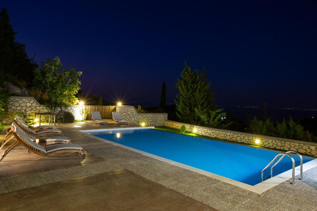 Drimonari Villas photo 4