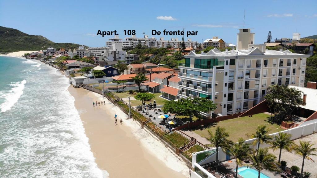 Apartamento 108 - de Frente para o Mar dos Ingleses - Pé na Areia - 4 Pessoas photo 3