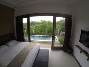 Bombora Surf Camp photo 2