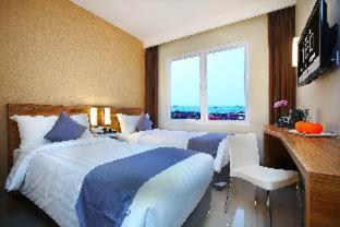 Hotel NEO Cirebon by ASTON photo 1