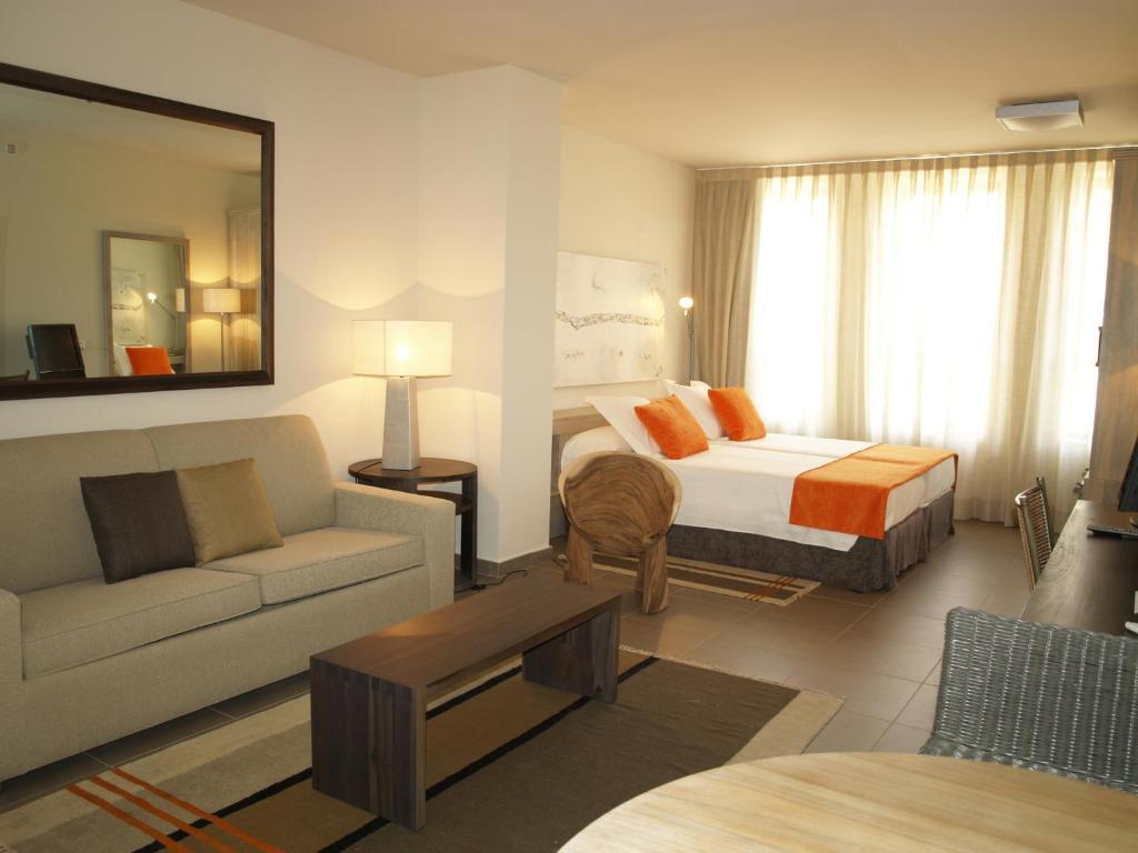 Eco Alcalá Suites photo 1