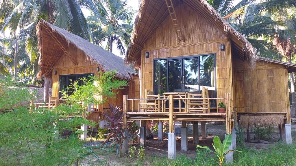 Seacroft Bamboo Village photo 1