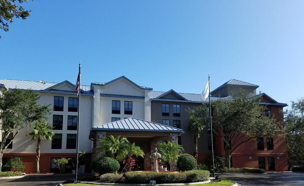 Holiday Inn Express Hotel & Suites Jacksonville - South, an IHG Hotel image