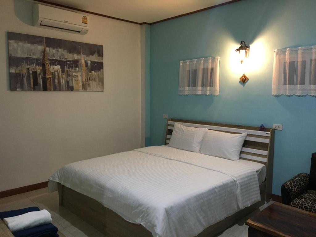 Baan Penny photo 1