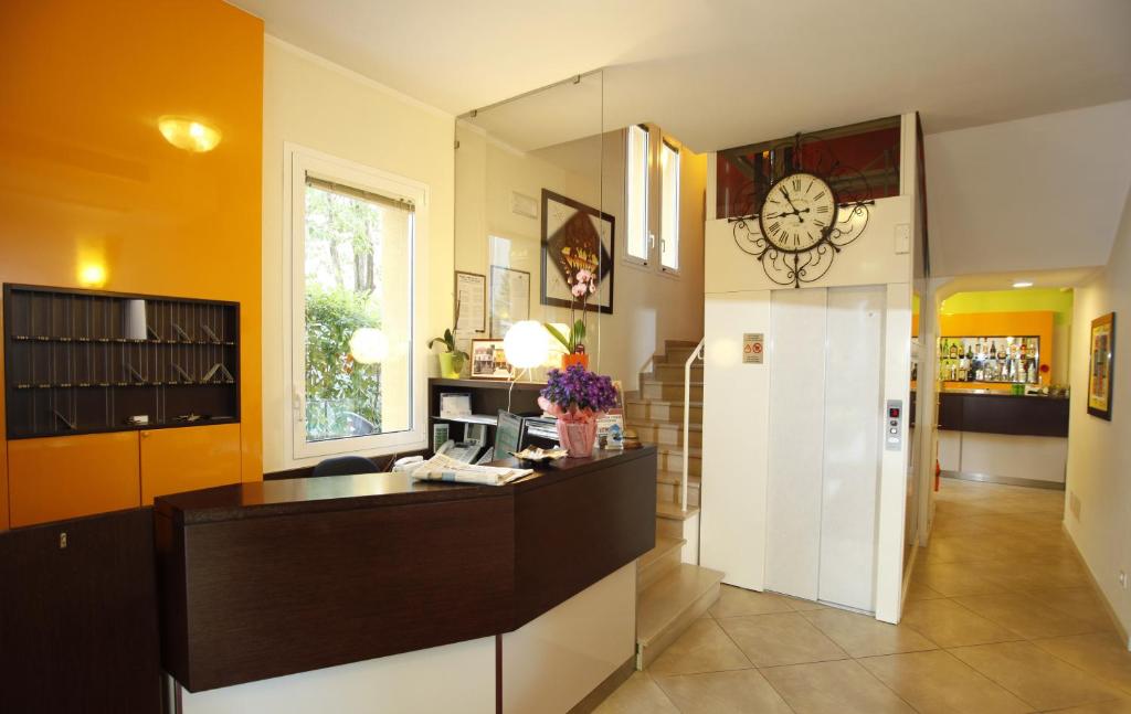 Hotel Alibi photo 1