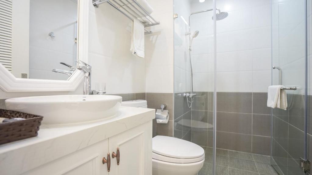 The Sun House Luxury Apt✯2BR✯near Thien Quang lake Hanoi center
