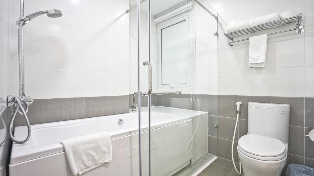 The Sun House Luxury Apt✯2BR✯near Thien Quang lake Hanoi center