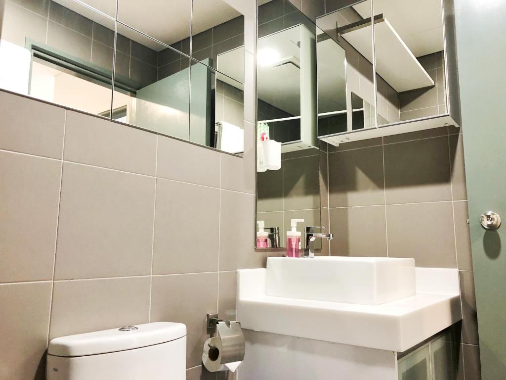 Номер (Односпальная кровать в общем номере с 10 кроватями), Amethyst Dorm KLCC