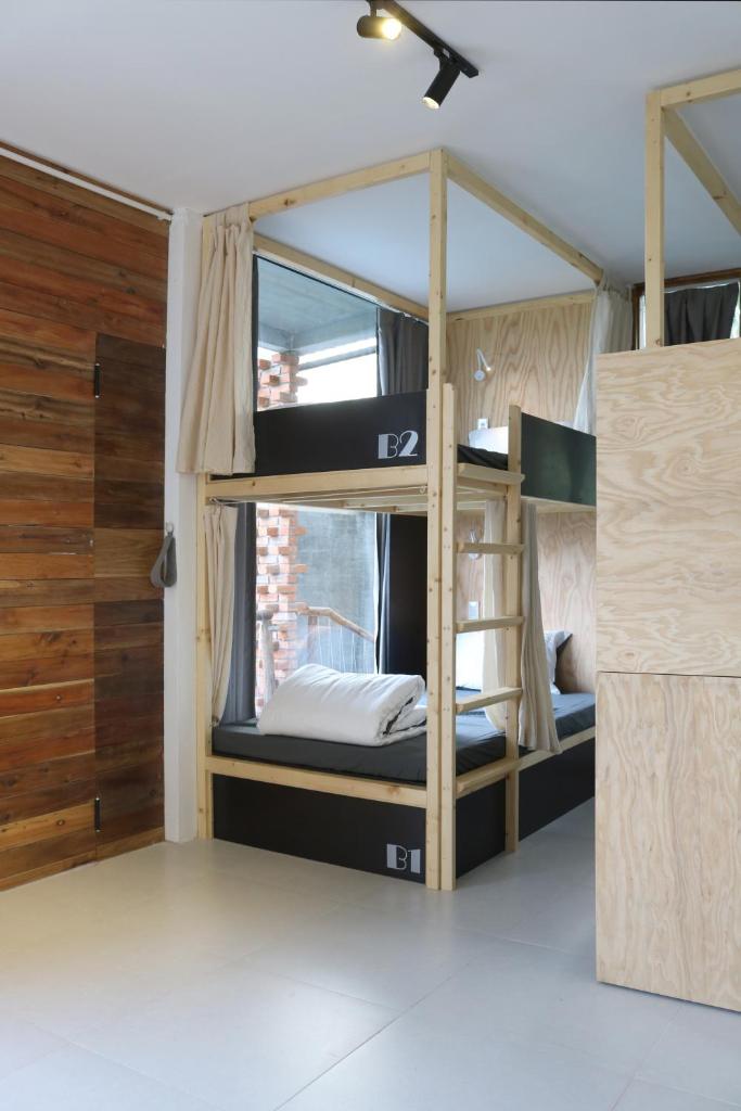 NANO ECO-HOSTEL