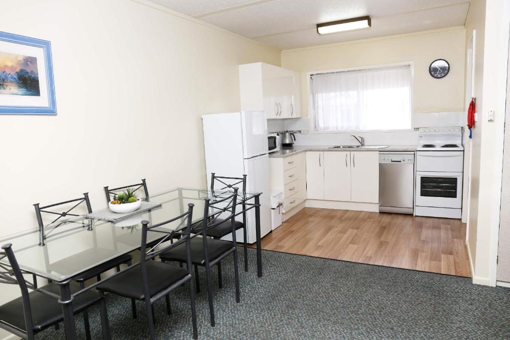 Westwood Motor Inn photo 4
