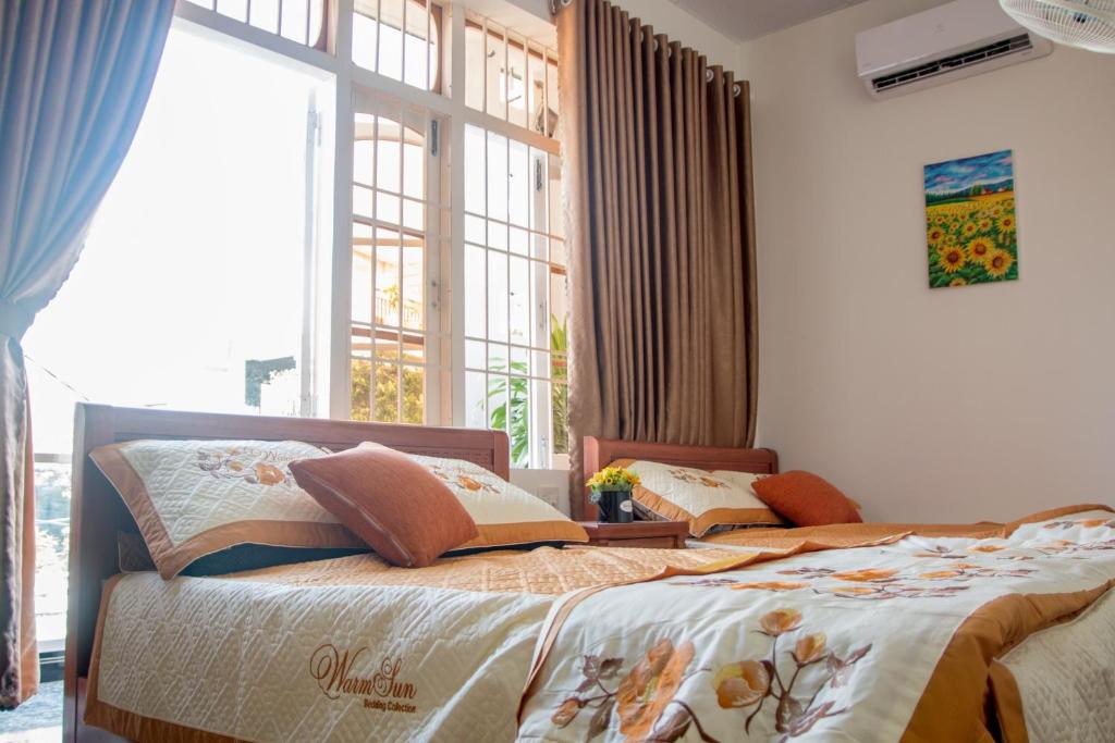 Четырехместный (Четырехместный номер с балконом), Blossom Homestay