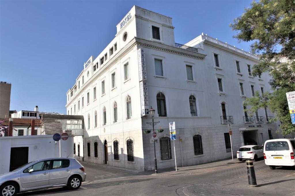 Bristol Hotel photo 4