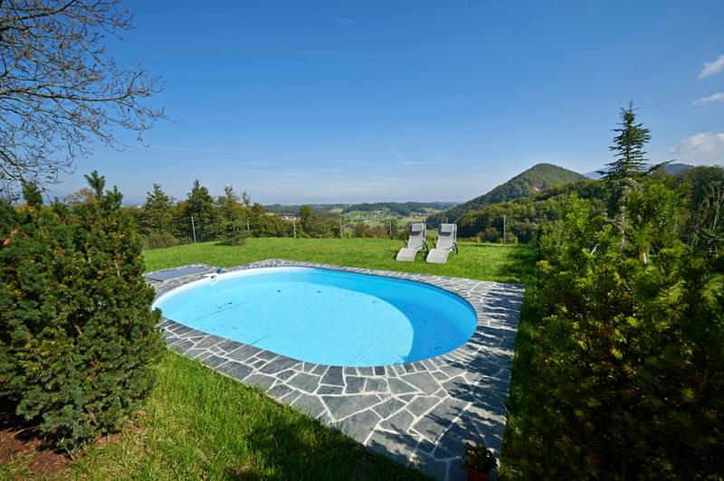 Farmhouse Lipoglav photo 3
