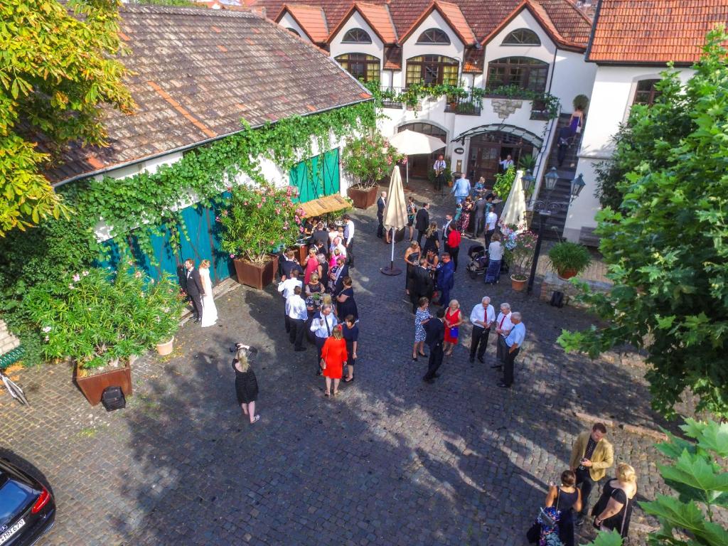 Landhotel Battenheimer Hof photo 2