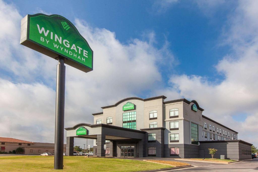 Wingate by Wyndham Oklahoma City/Airport image