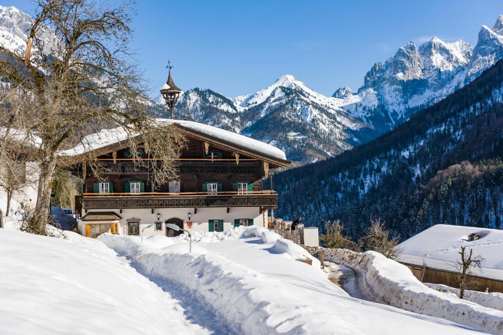 Berg'k'hof Kaisertal - Alpine Hideaway photo 1