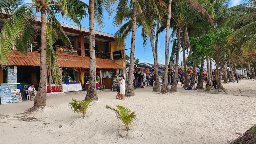 Bamboo Beach Resort & Restaurant photo 2