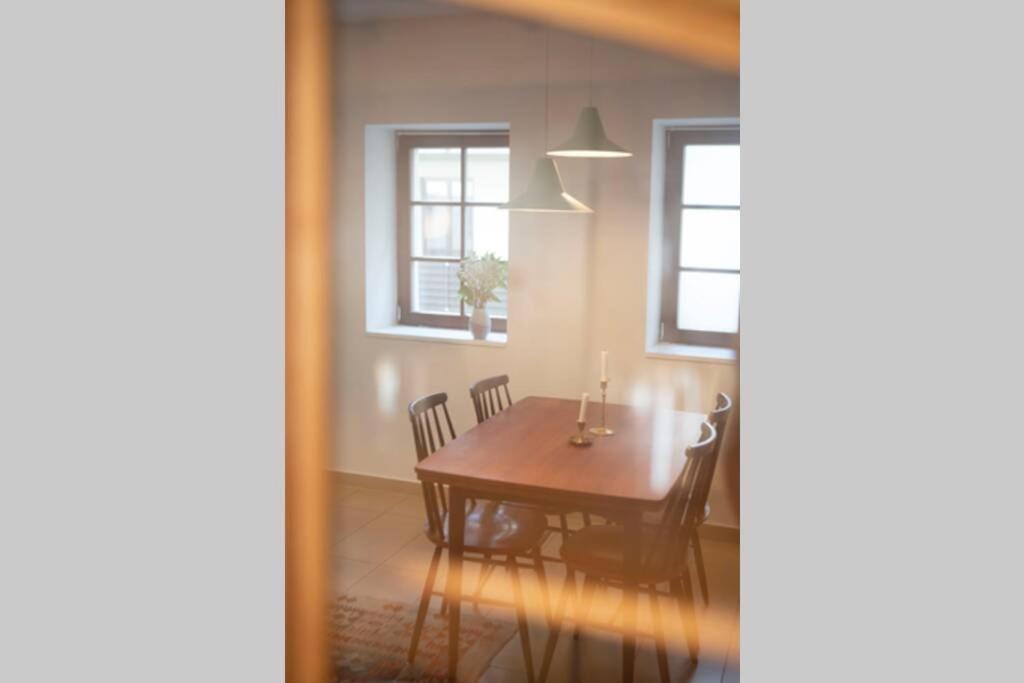 Charmante, ruhige Ferienwohnung mit Balkon photo 4