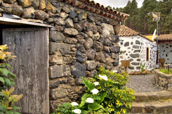 HolidaynorthTenerife Casa rural Montiel photo 1