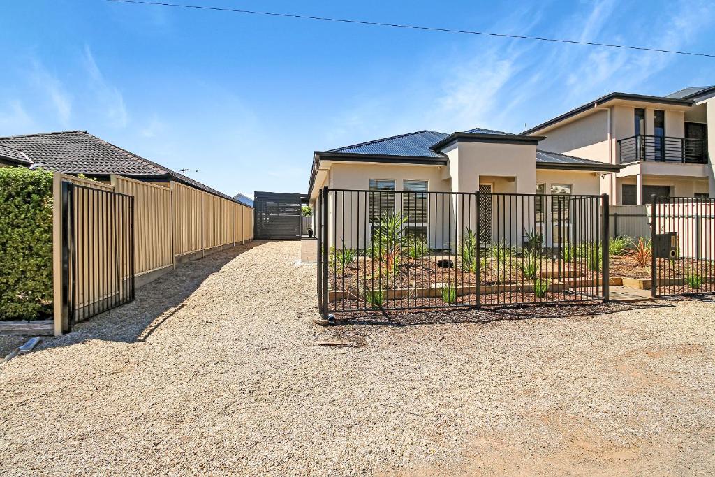 Aldinga Beach Experience - C21 SouthCoast Holidays