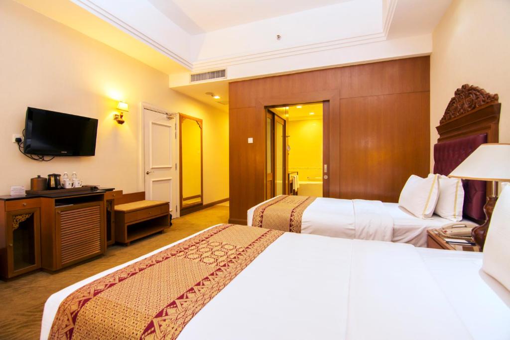 Двухместный (Улучшенный смежный номер), Royale Chulan Kuala Lumpur