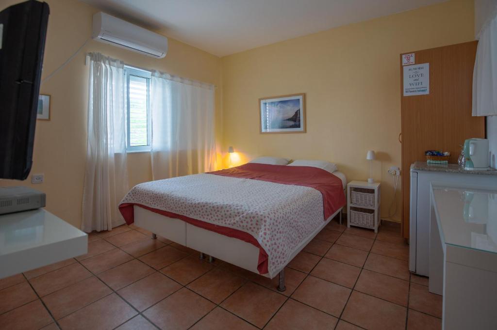 Gil's Guest Rooms photo 1
