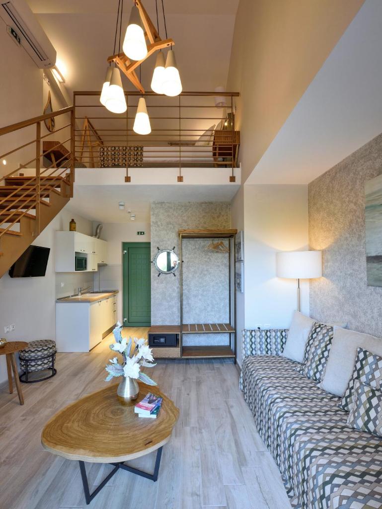 Сьюит (Представительский люкс), Alegria Suites