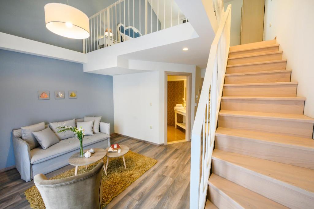 Emerald Suites photo 1