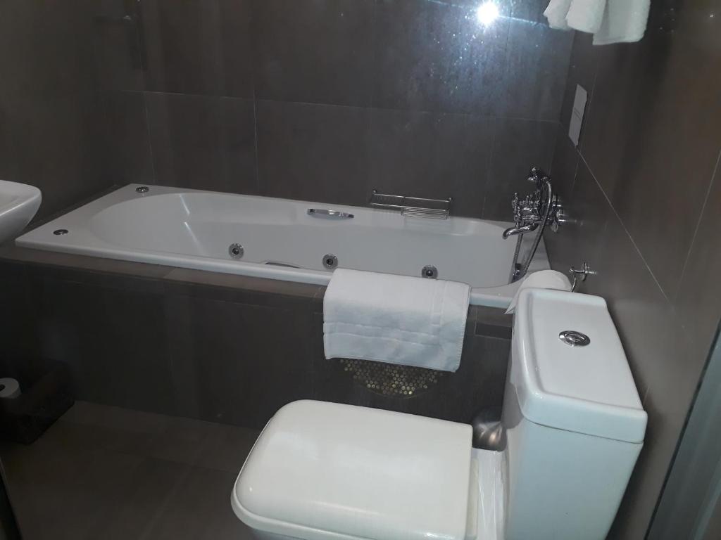 Paradiso Guesthouse & Self-catering Cottage photo 2