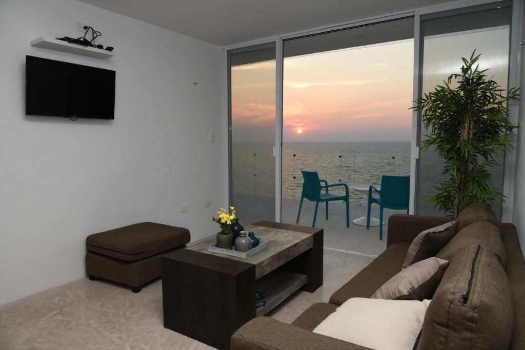 Torre Aguamarina photo 2