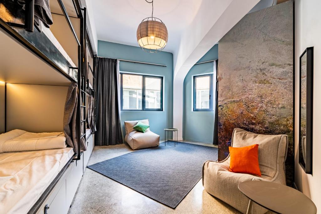 Номер (Кровать в общем 6-местном номере для женщин), Athens Hub Hostel