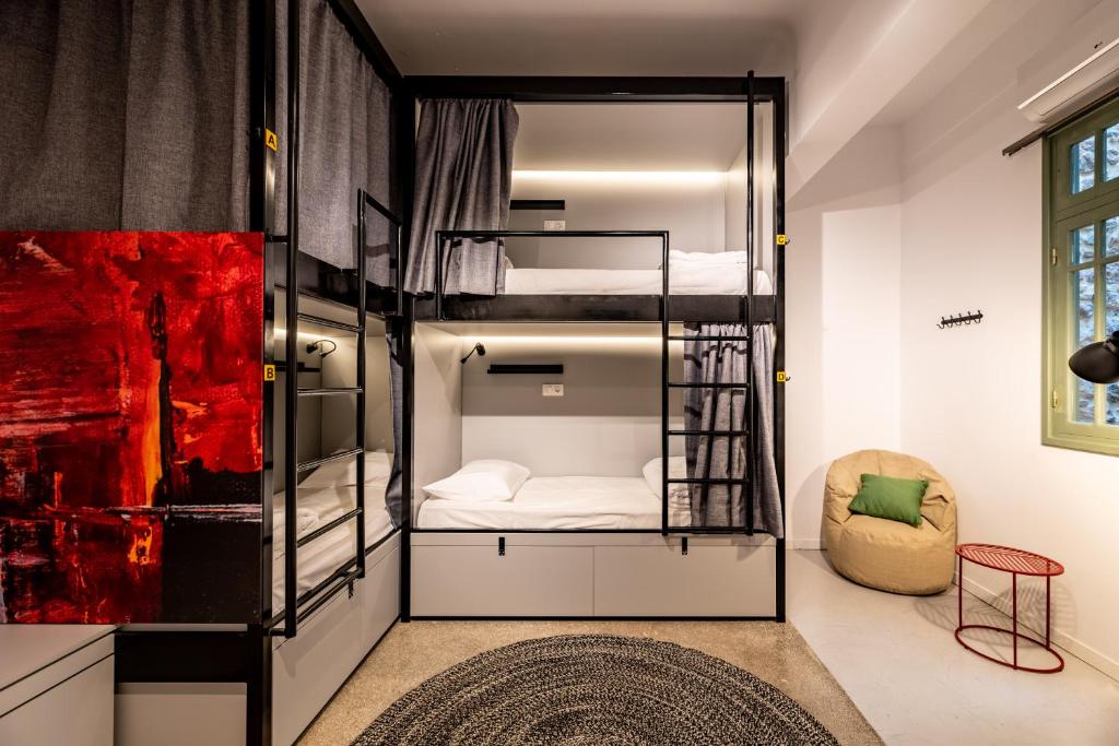 Номер (Кровать в общем номере для женщин с 4 кроватями), Athens Hub Hostel