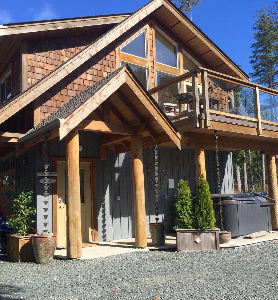 Black Bear Guesthouse photo 2