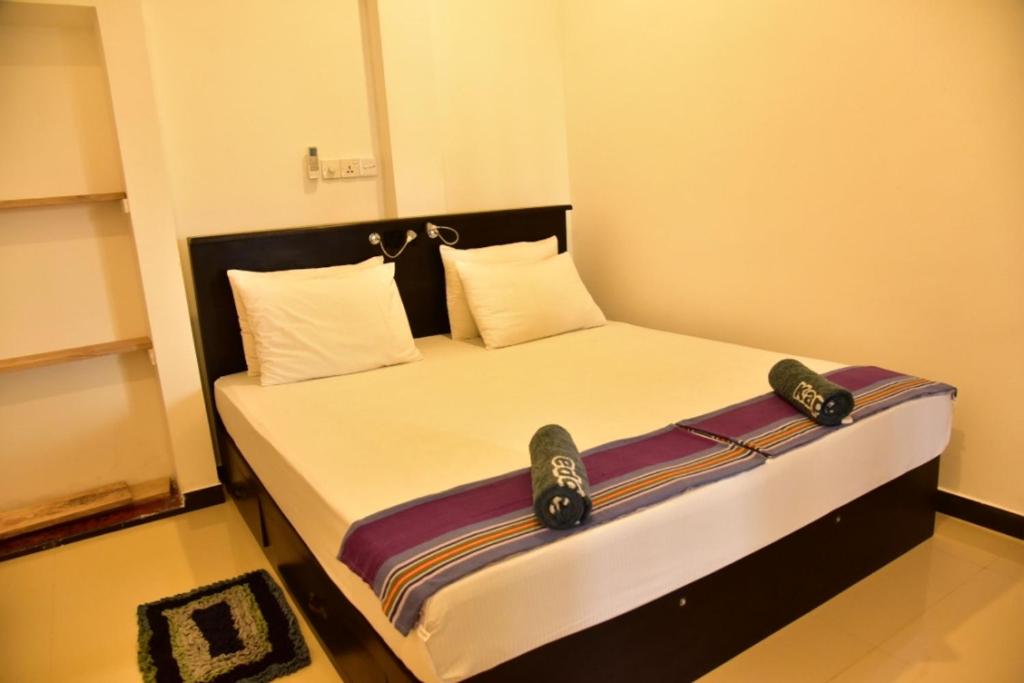 Hikkaduwa Beach House photo 1