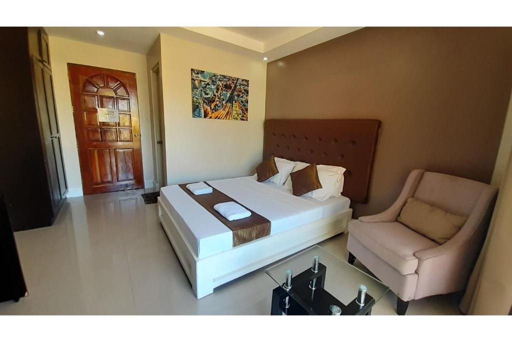 Adelaida Pensionne Hotel photo 4