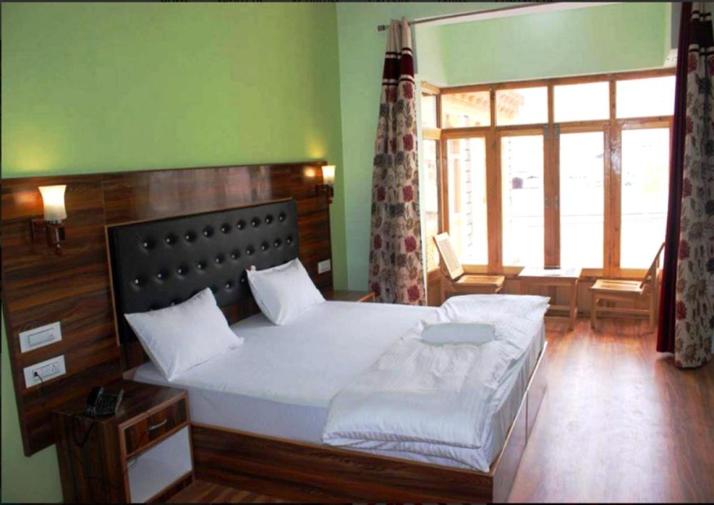 Двухместный (Стандартный двухместный номер с 1 кроватью), TIH Hotel Jeevanam Villa