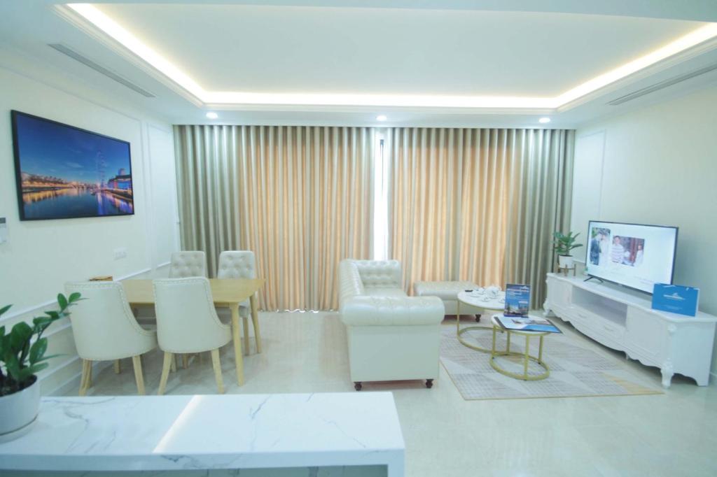 Bayhomes D'Capitale Luxury Apartment