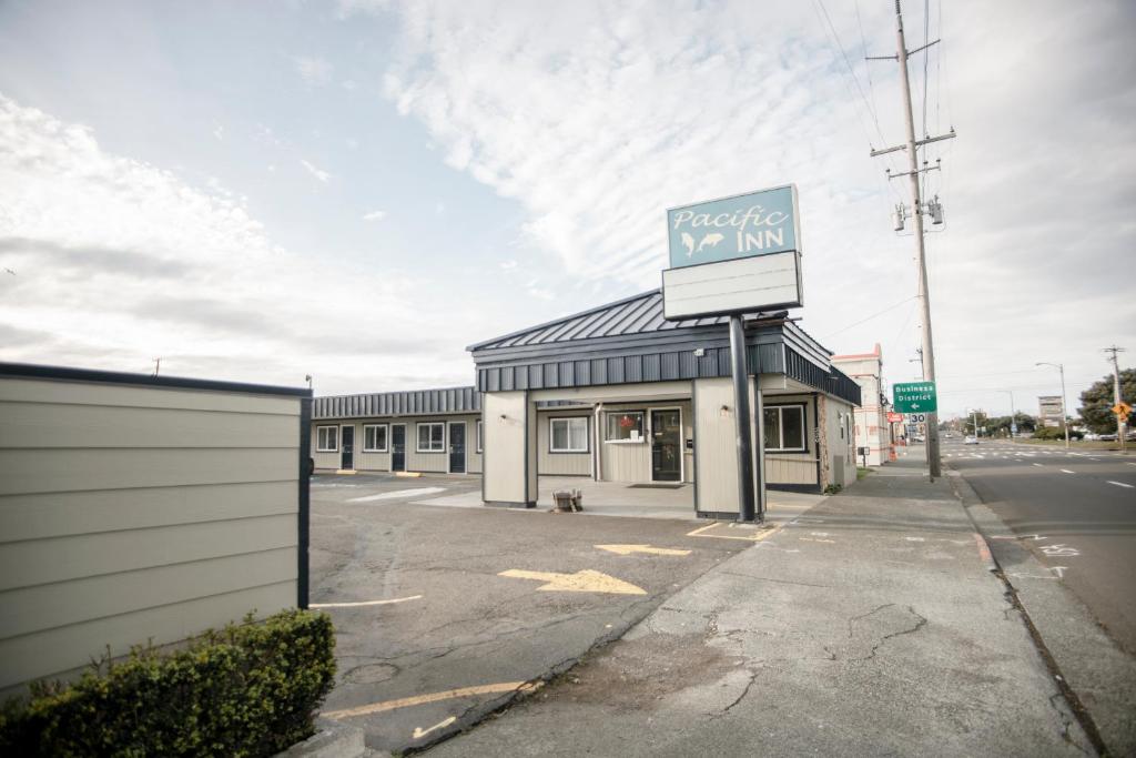 Pacific Inn photo 1
