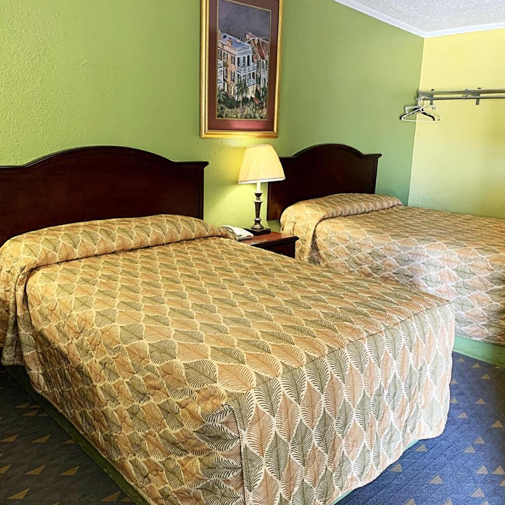 Luxury Inn photo 2