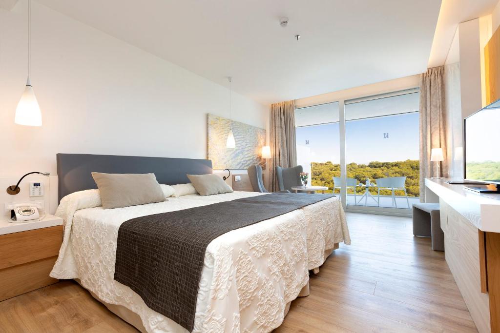 Hipotels Playa de Palma Palace&Spa photo 3