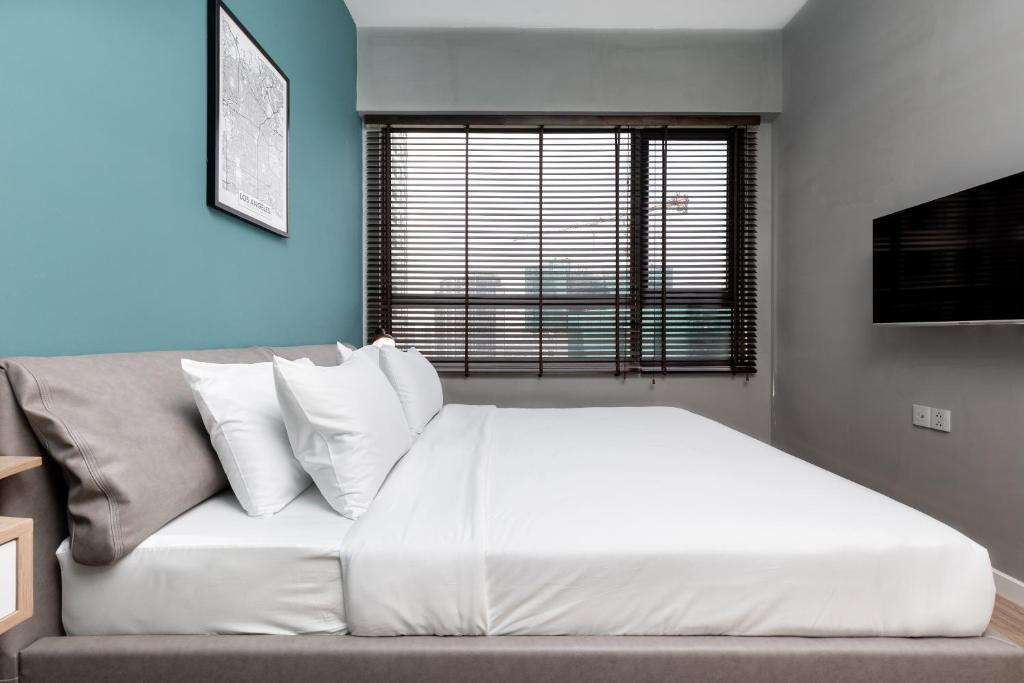 Blue Fingers An Phu - Masteri