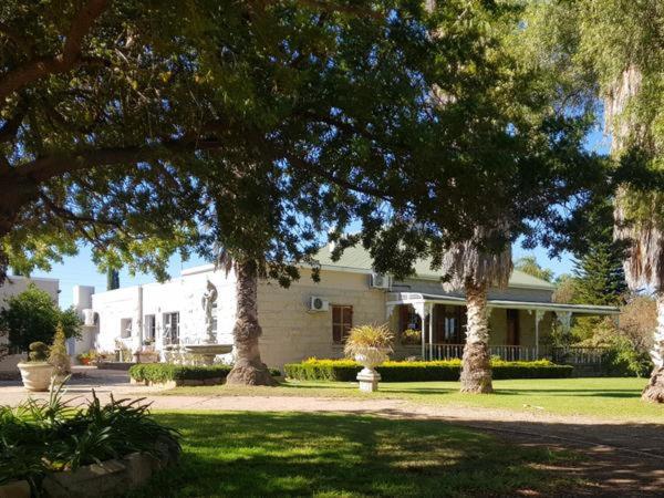 Mayfair Farm Cottages photo 4