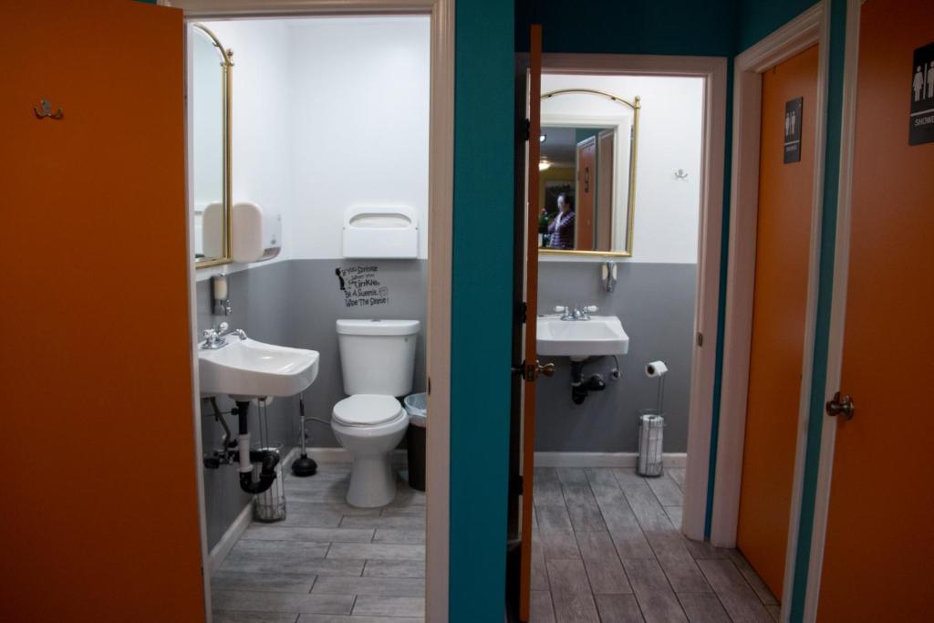Номер (Кровать в общем номере для мужчин), Melrose Hostel