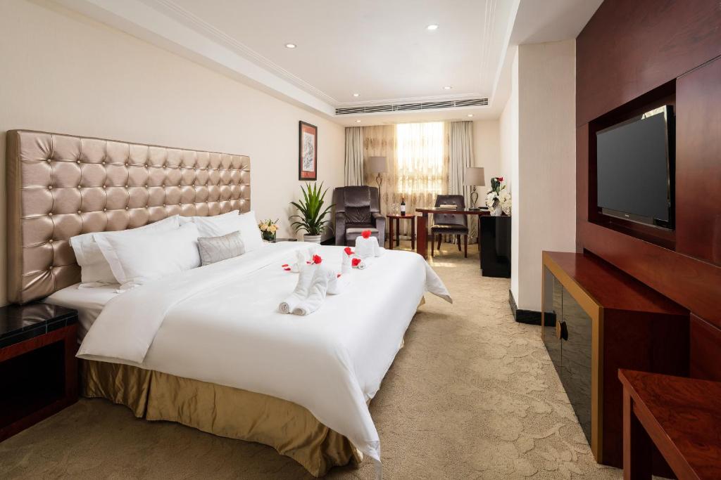 Двухместный (Двухместный номер с 1 кроватью и видом на город), Gorgeous Hotel